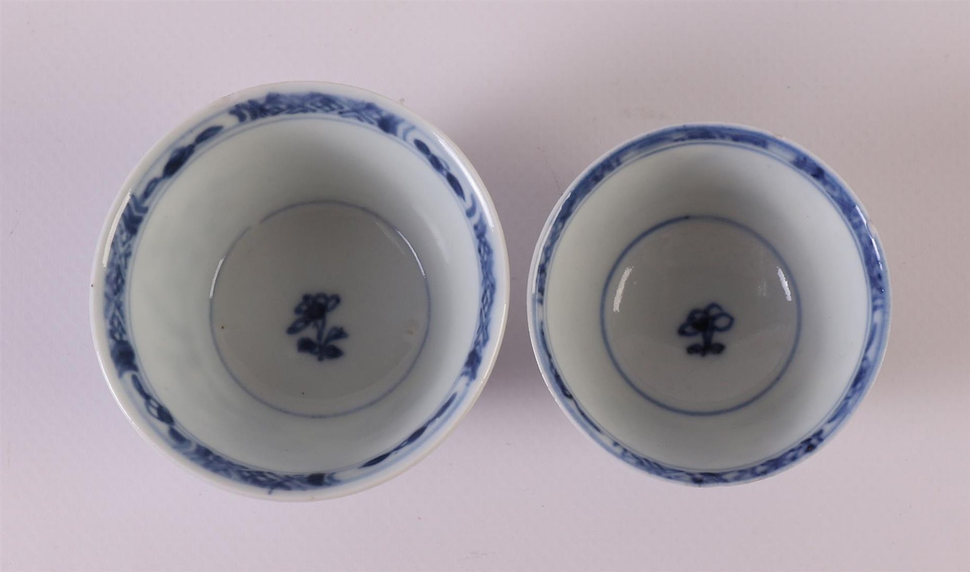 A lot of various Chinese blue/white porcelain, China 18th century, to. 6x. - Bild 9 aus 10