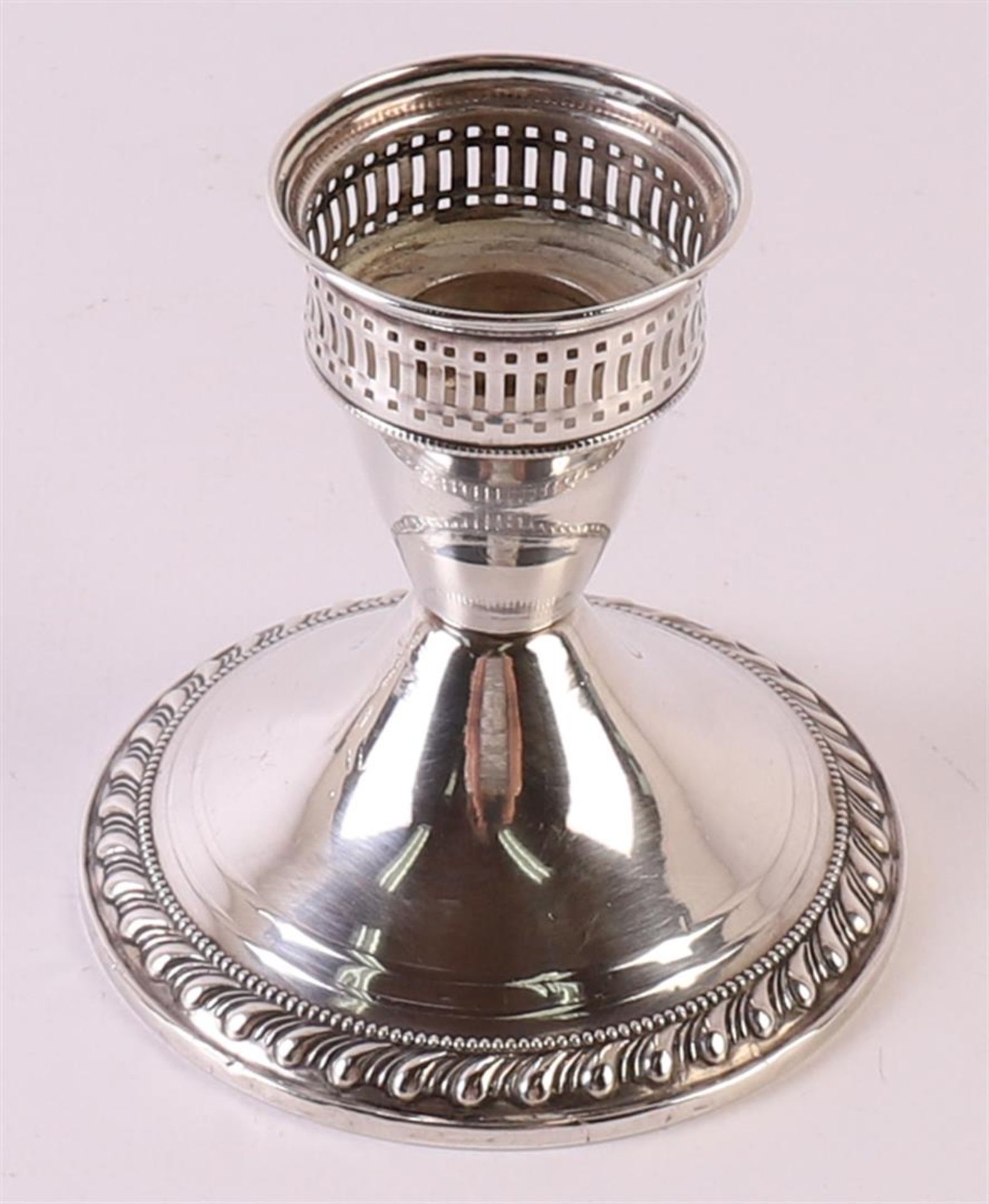 A first grade 925/1000 silver 1-light candlestick with gallery and weighted base. Gross weight 164 - Image 2 of 4