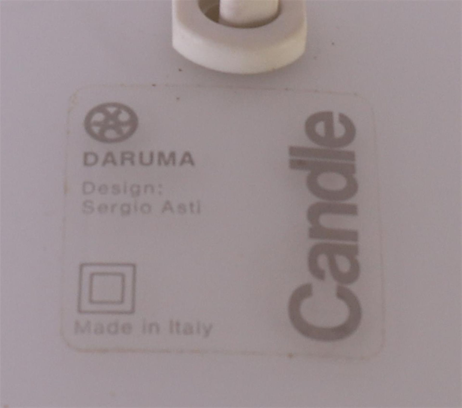 A white glass spherical designer table lamp Daruma, design Sergio Asti for Candle, h 20 x Ø 18 cm. - Image 4 of 4