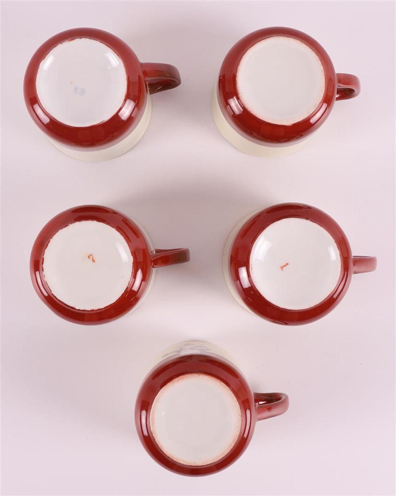 A porcelain Droste cacao chocolate kettle with five cups and saucers, ca. 1930. Commissioned by - Bild 5 aus 12