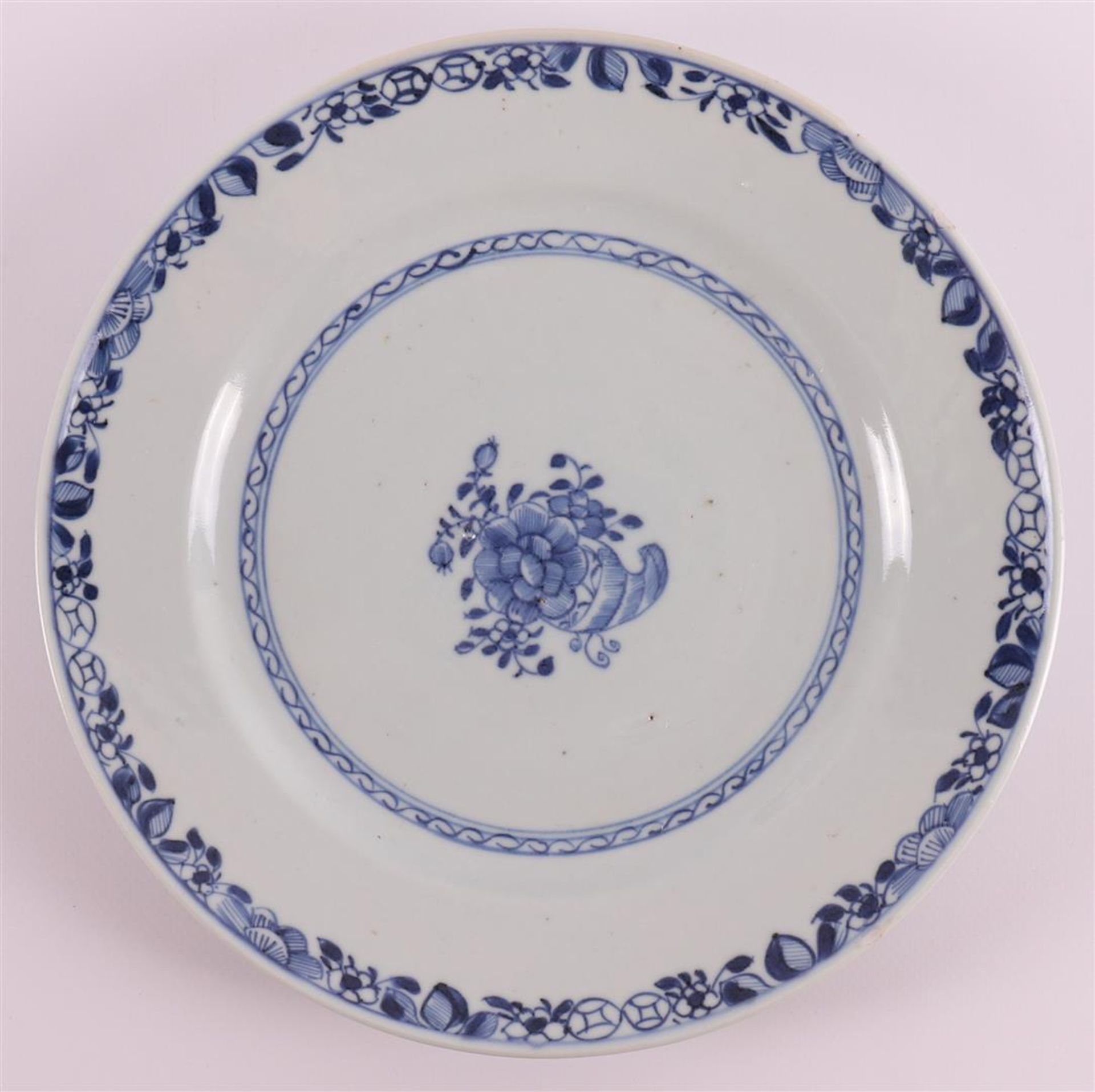 Three various blue/white porcelain plates, China, Qianlong 18th century. Blue underglaze floral - Image 4 of 8