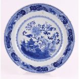A blue/white porcelain double plate, China, Qianlong, 1st half 18th century.