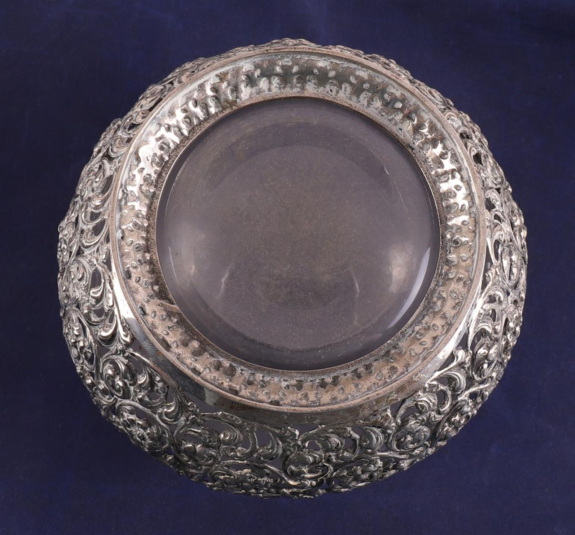 A lot of various glass with silver frames, including a butter dish, 19th century - Image 2 of 5