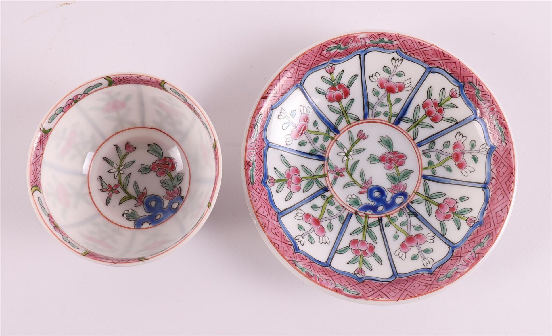A set of blue/white porcelain plates, China, 18th/19th century. - Bild 11 aus 14