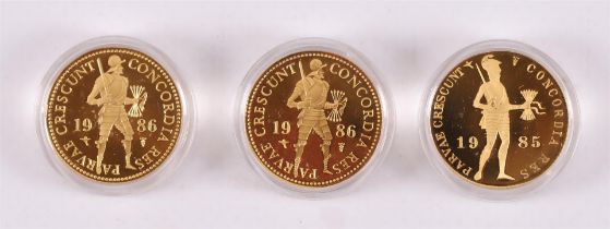 Three gold ducats, 1985 and 1986