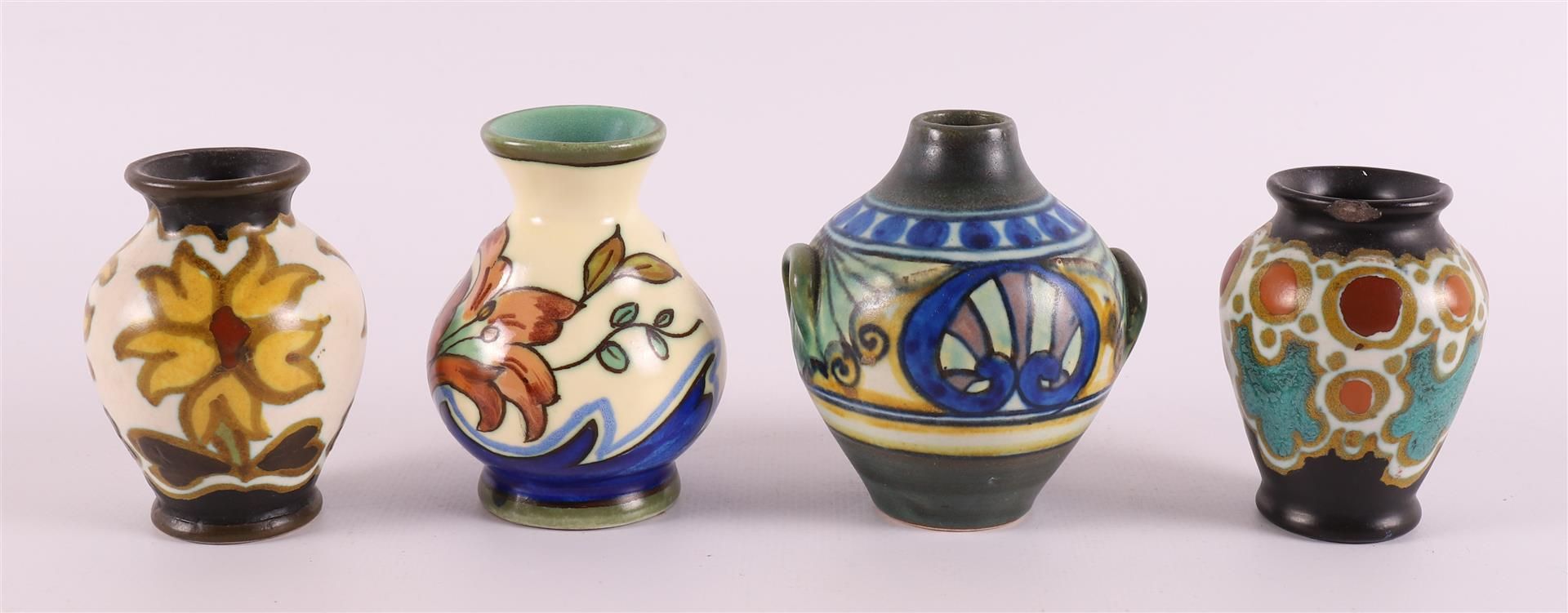 A lot of various pottery vases, including South Holland, ca. 1930 - Image 9 of 11