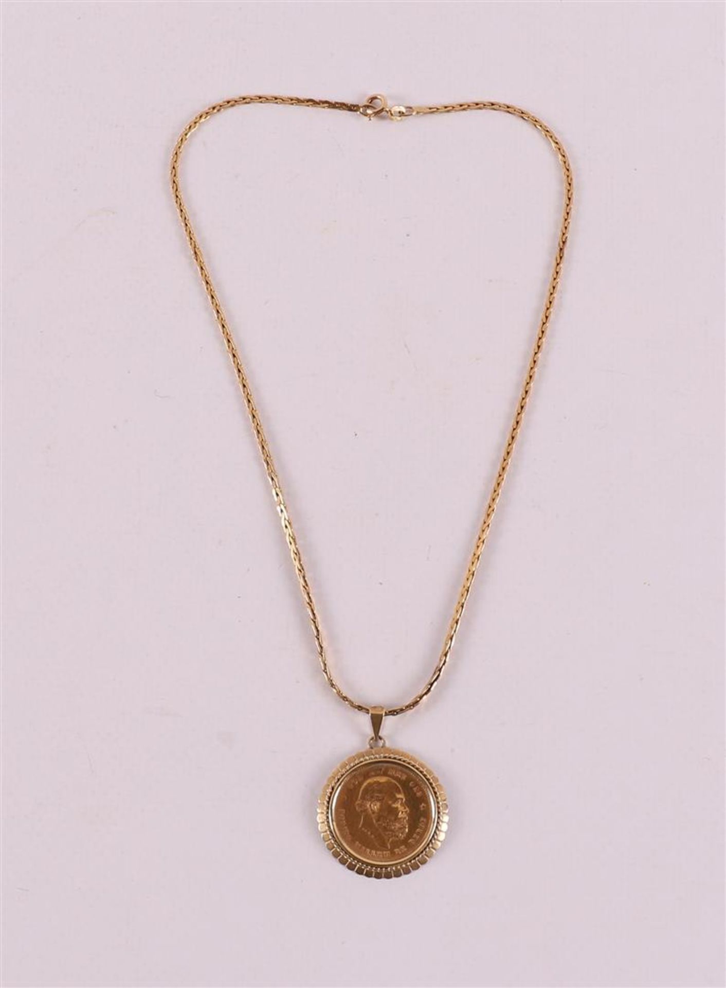 A 14 kt yellow gold necklace 'Bolestra - Italy' with gold ten guilders.