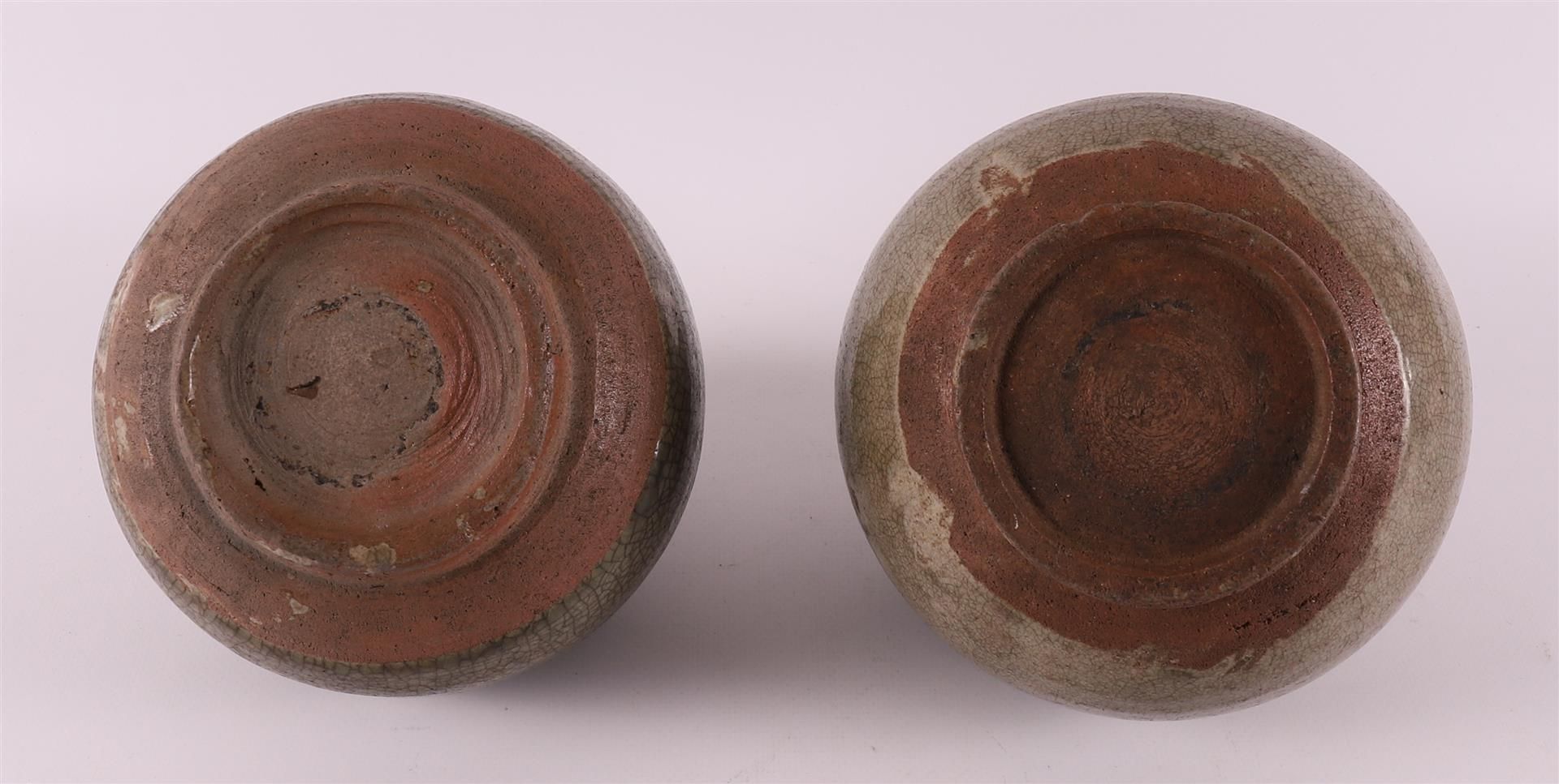 A pair of celadon glazed spherical vases with handles, China, Song Dynasty. - Image 4 of 4