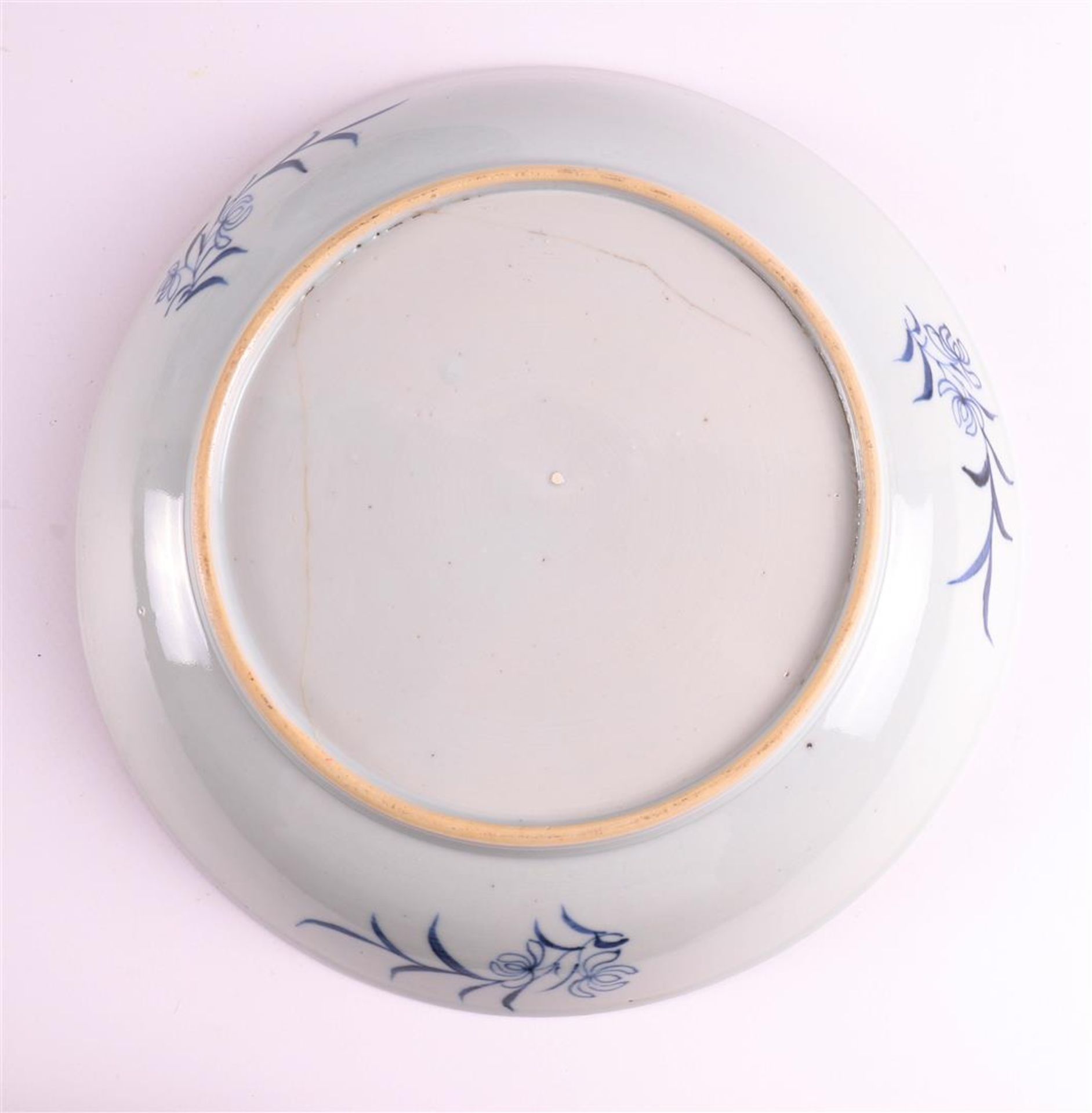 A series of three blue/white porcelain deep dishes, China, Qianlong - Image 3 of 14