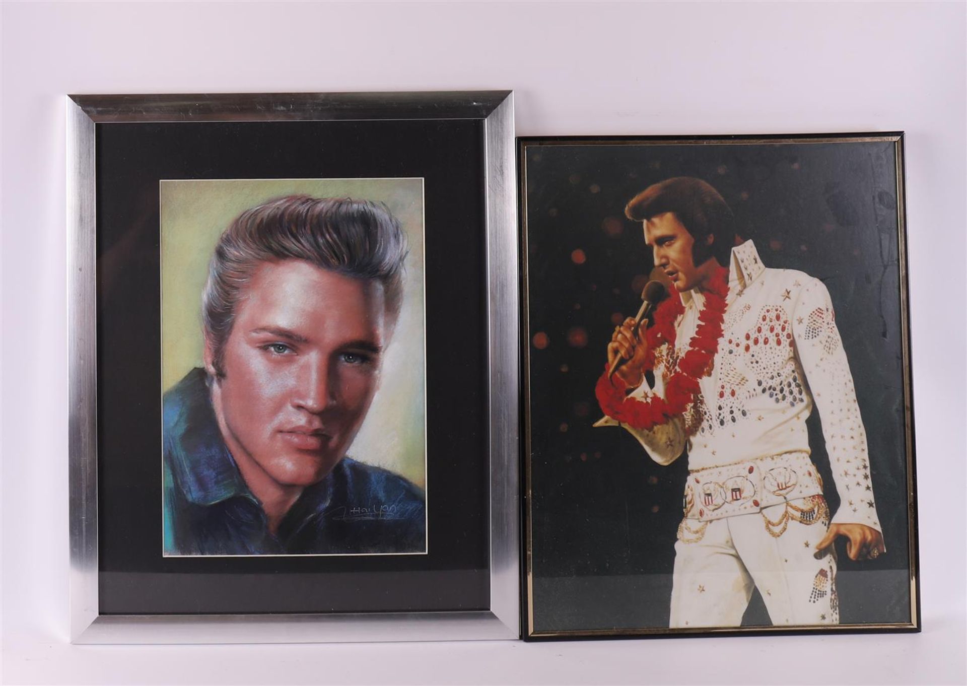 A lot of various Elvis Presley memorablia, posters and puzzles as posters. - Image 3 of 4