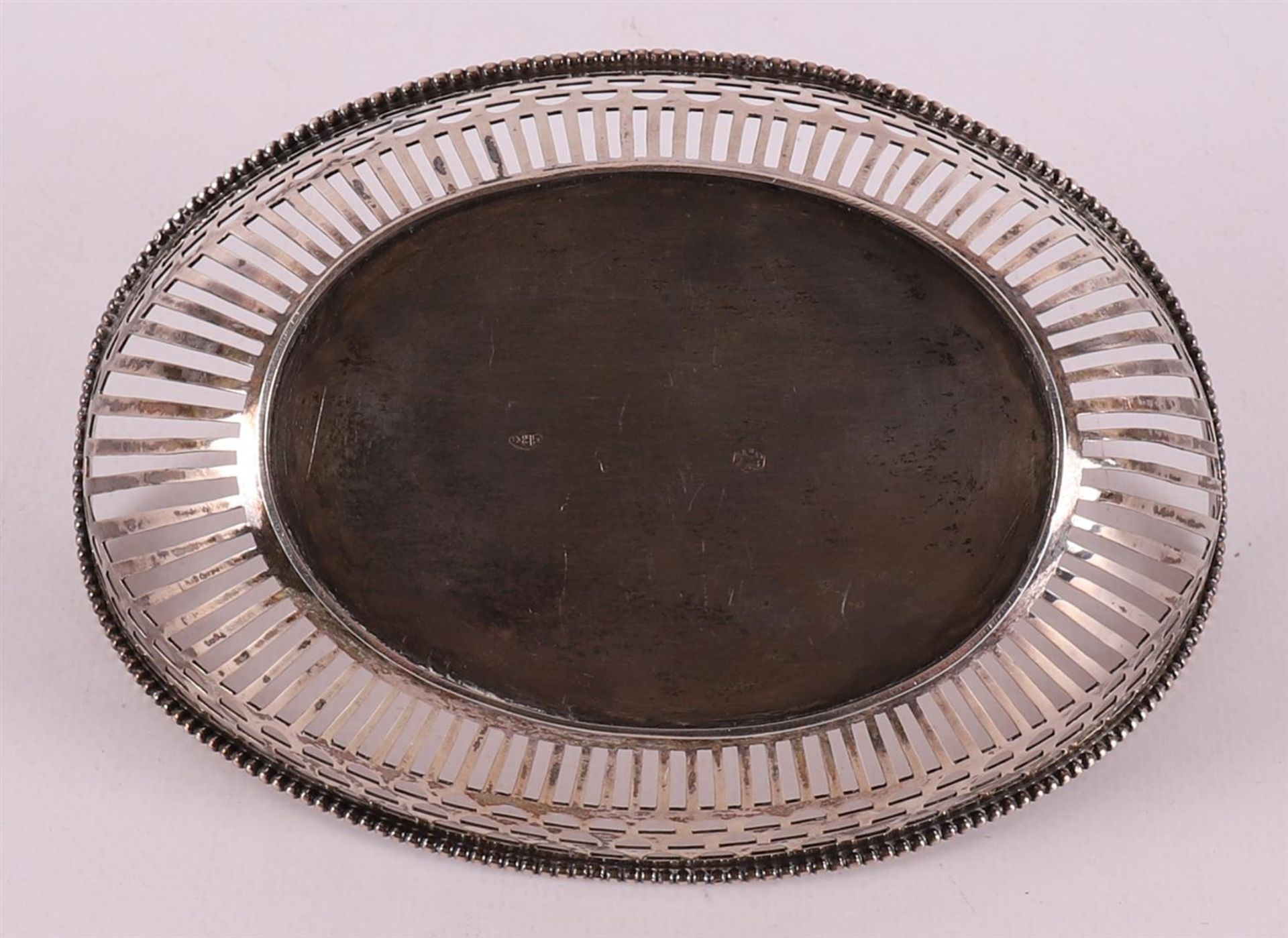 A silver ajourned chocolate basket with pearl rim, 1st half of the 20th century. - Image 3 of 4