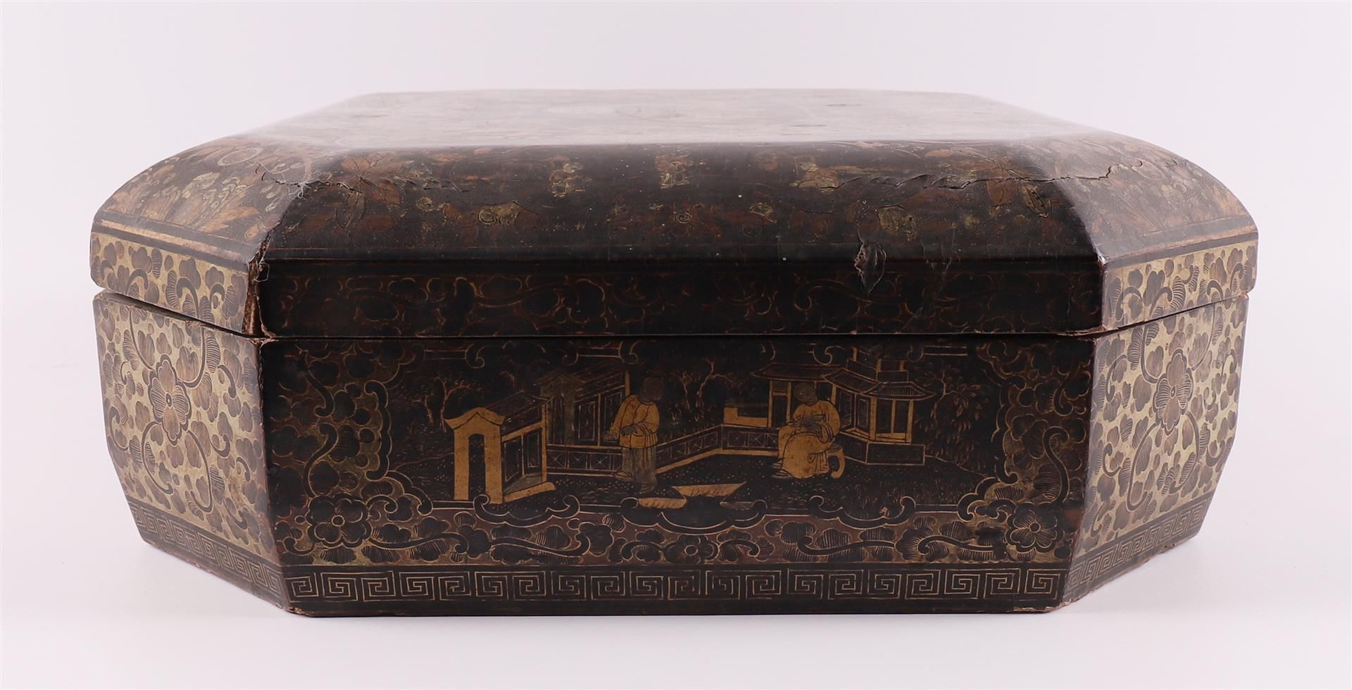 A Chinese black lacquer music box, China, 19th century. - Image 4 of 9