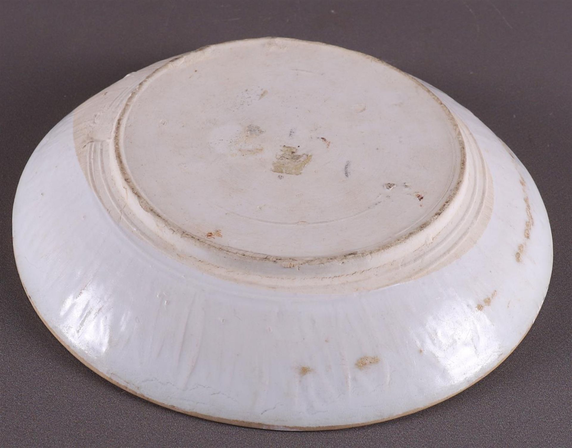 A white glazed Dingyao dish, China, Song dynasty. - Image 5 of 5
