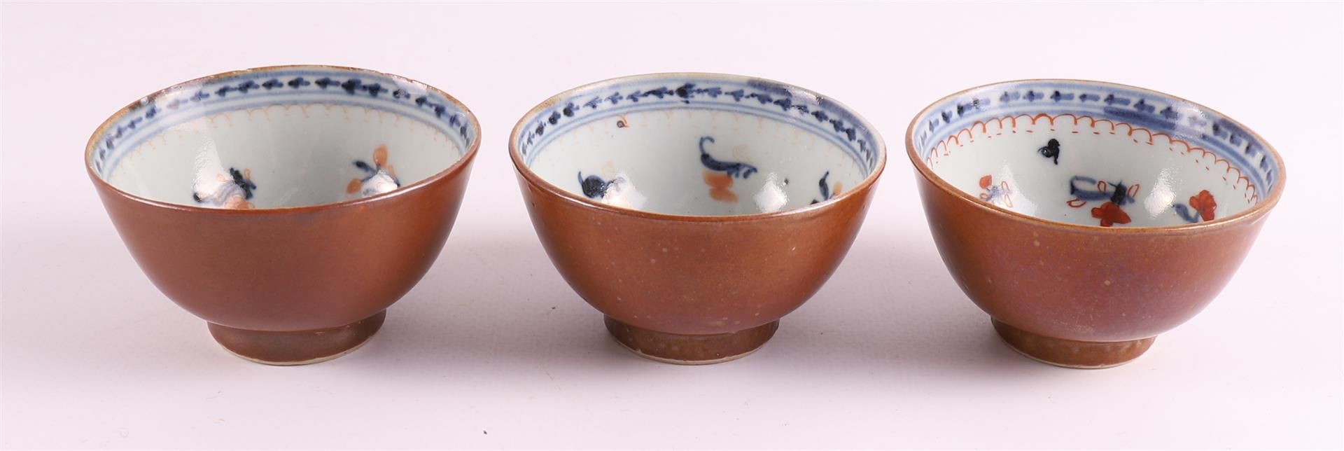 Various Chinese Imari porcelain cups and saucers, so-called Batavia ware, China - Image 11 of 16