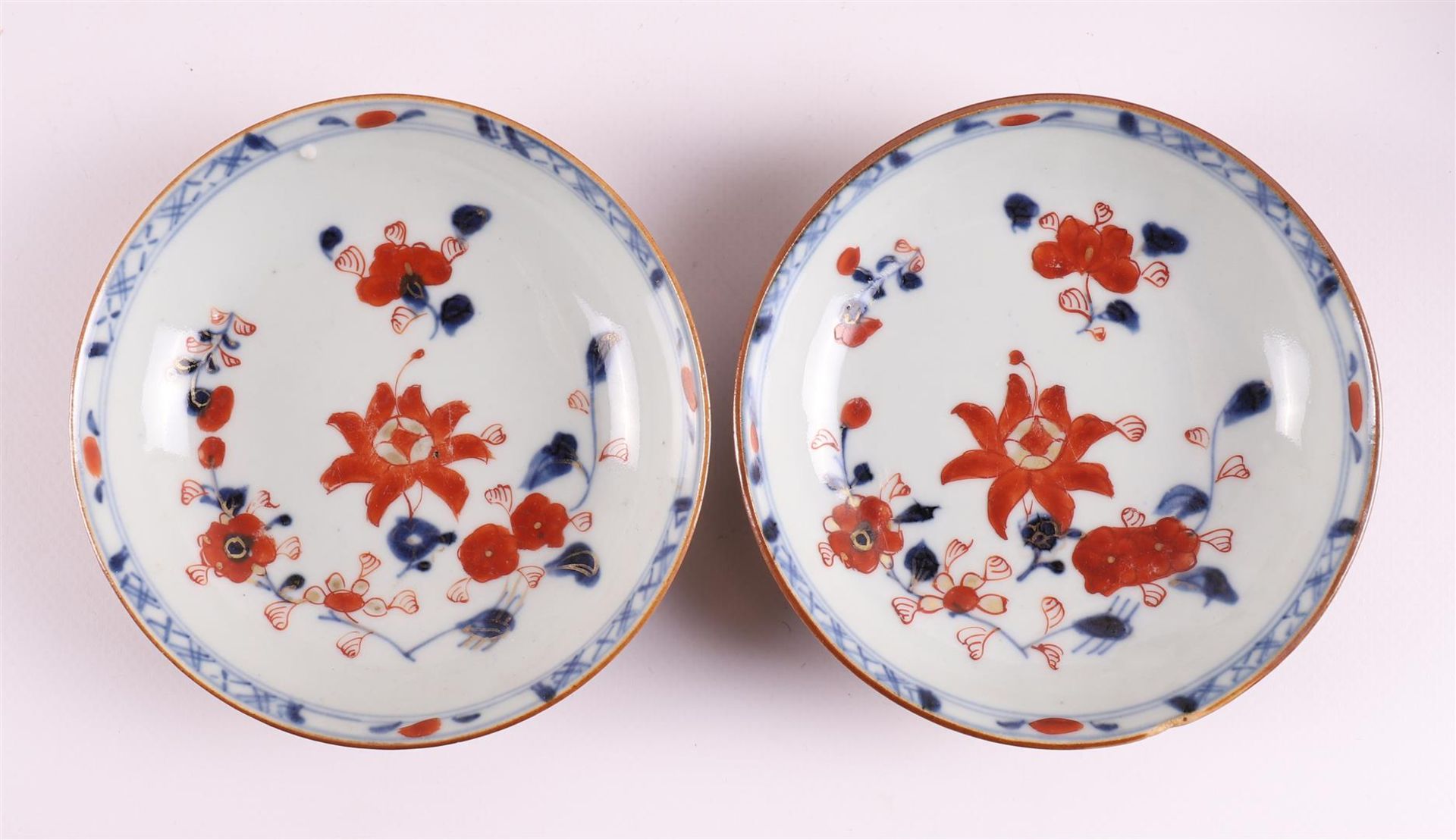 Various Chinese Imari porcelain cups and saucers, so-called Batavia ware, China - Image 4 of 16