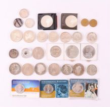 A lot of various silver coins, Netherlands, Juliana, 20th century.