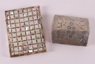 A 3rd grade 800/1000 silver business card case, early 20th century.
