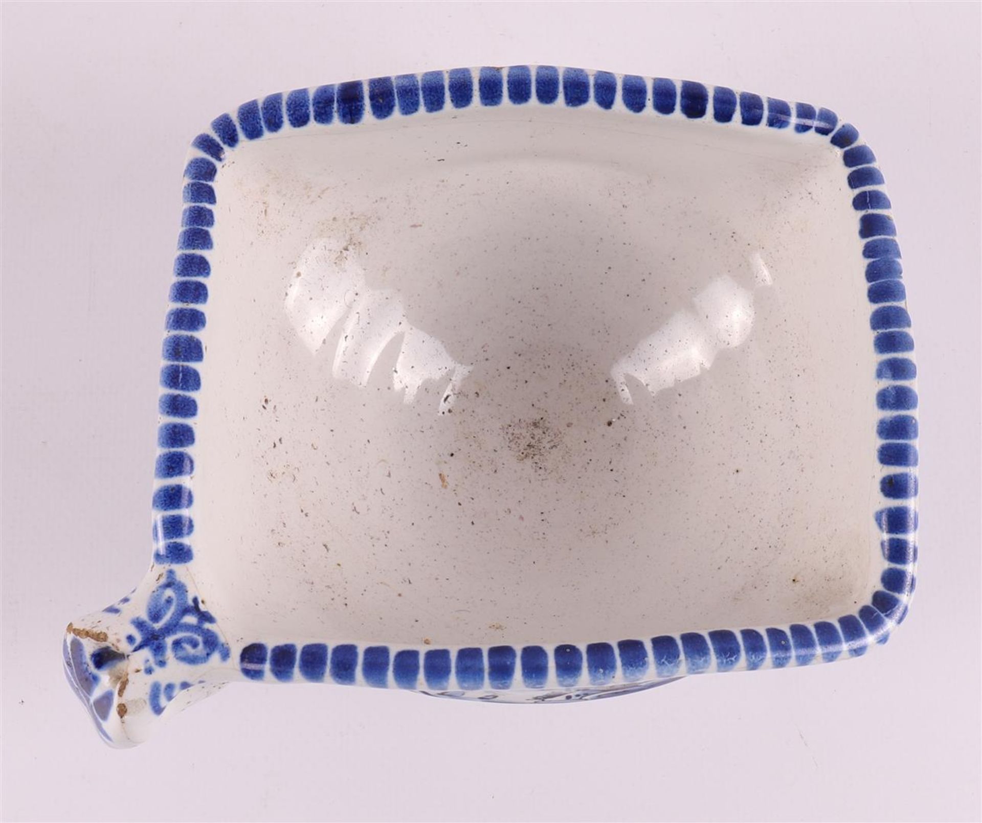 A blue/white earthenware brazier, Holland, Makkum, 20th century. - Image 5 of 7