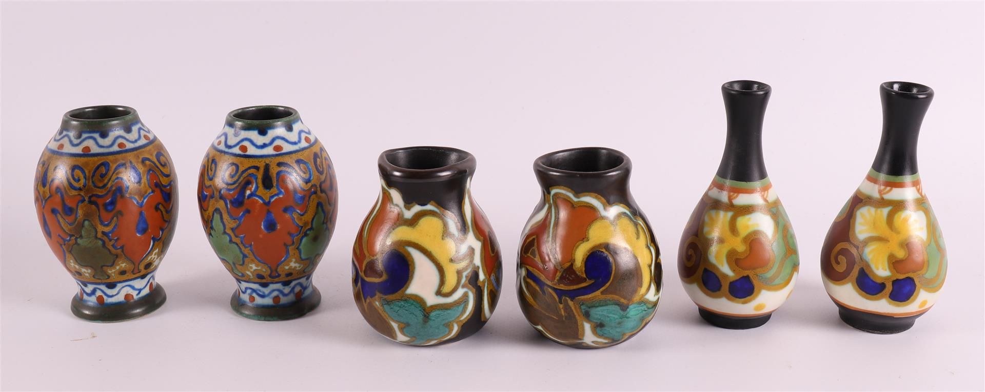 A lot of various pottery vases, including South Holland, ca. 1930 - Image 2 of 11