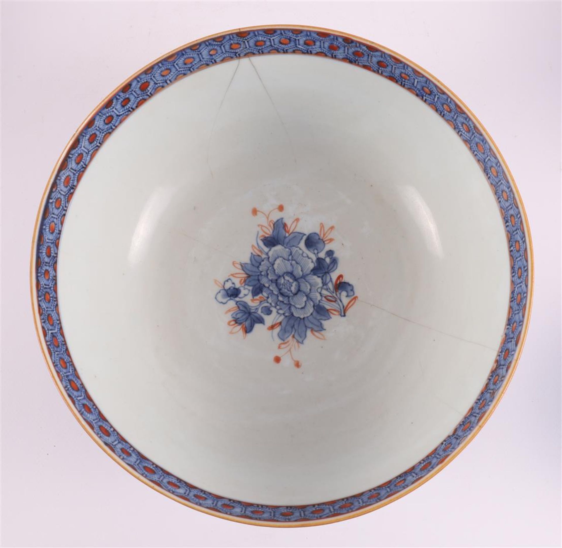 A lot of various Chinese porcelain bowls, China, 18th century - Image 3 of 25
