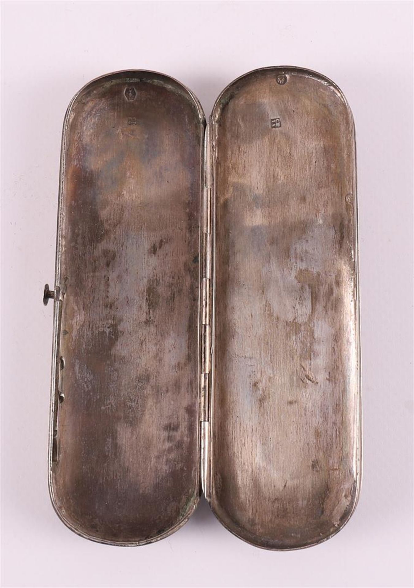 An 835/1000 fluted silver spectacle case, 1846. - Image 3 of 4