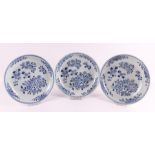 A series of three blue/white porcelain deep dishes, China, Qianlong