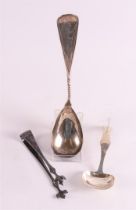 A second grade 835/1000 silver bowl spoon, year letter 1901.