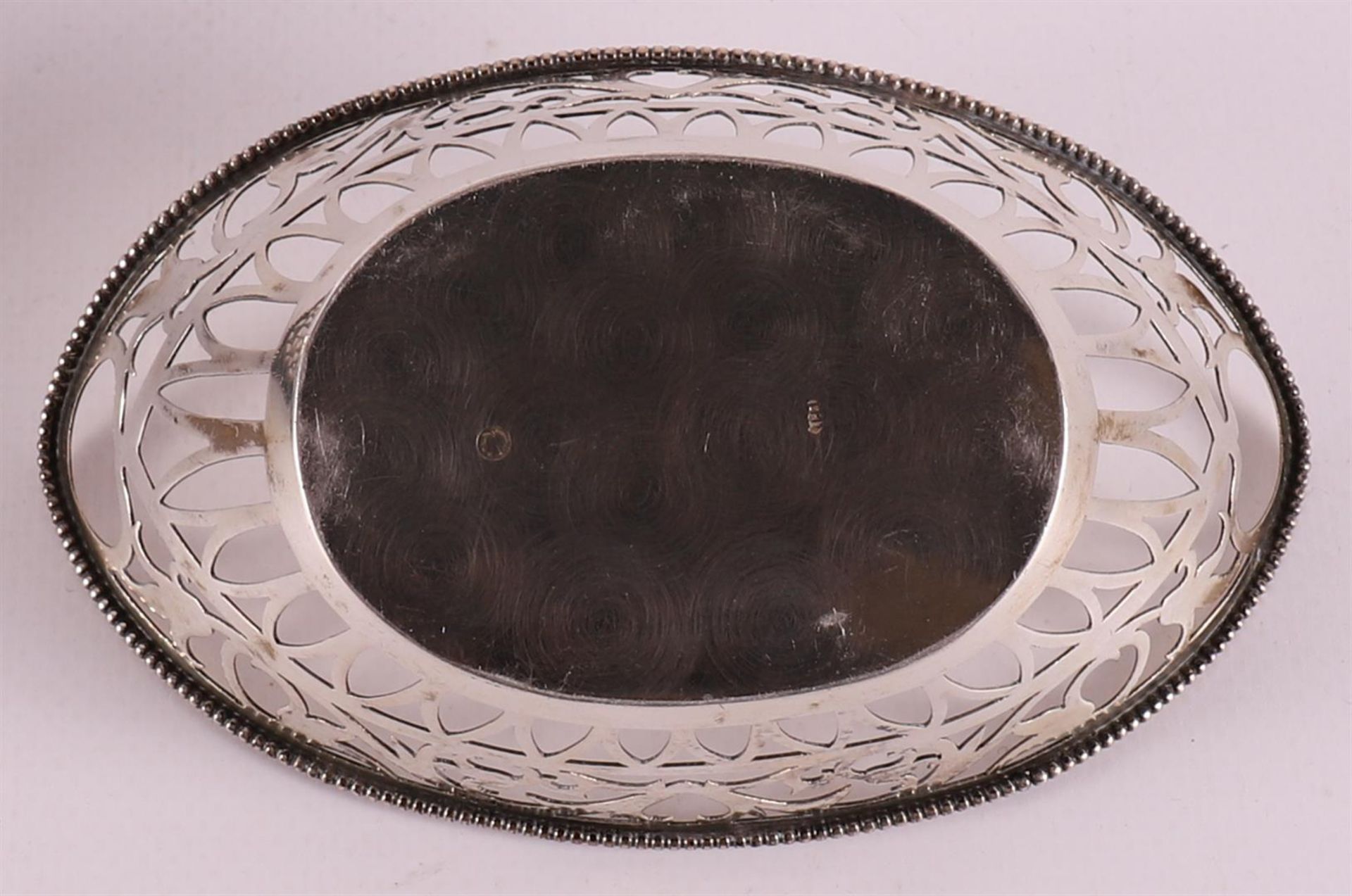 A silver ajourned chocolate basket with pearl rim, 1st half of the 20th century. - Image 4 of 4