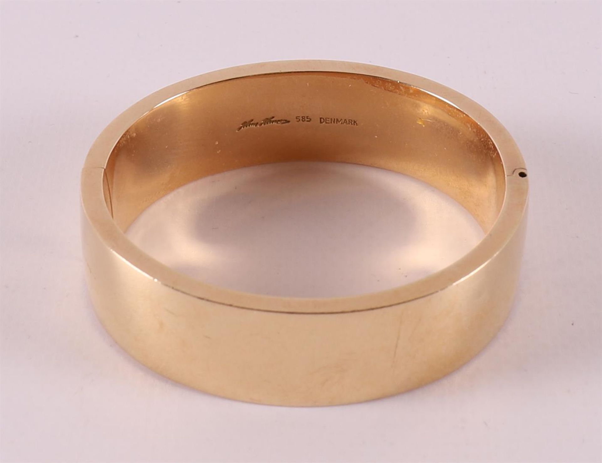A 14 kt yellow gold Scandinavian vintage design bracelet, signed Hans Hansen. - Image 3 of 4
