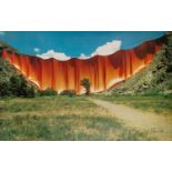 Christo. Valley Curtain, Colorado. (1972). Farboffset. Signiert.