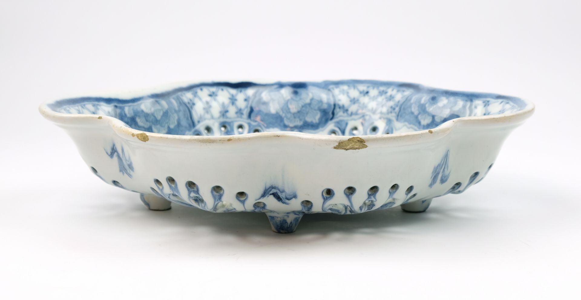 An Arnhem pottery blue and white dish - Bild 3 aus 6