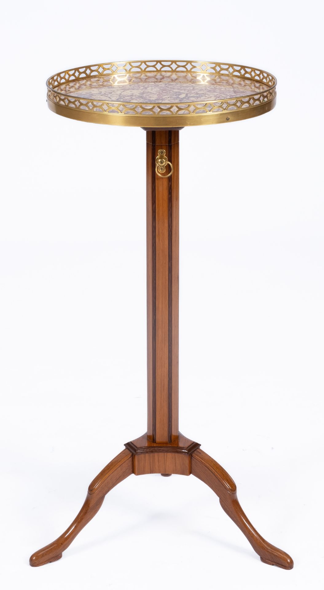 A Louis XVI tulipwood and amaranth gueridon - Bild 2 aus 7