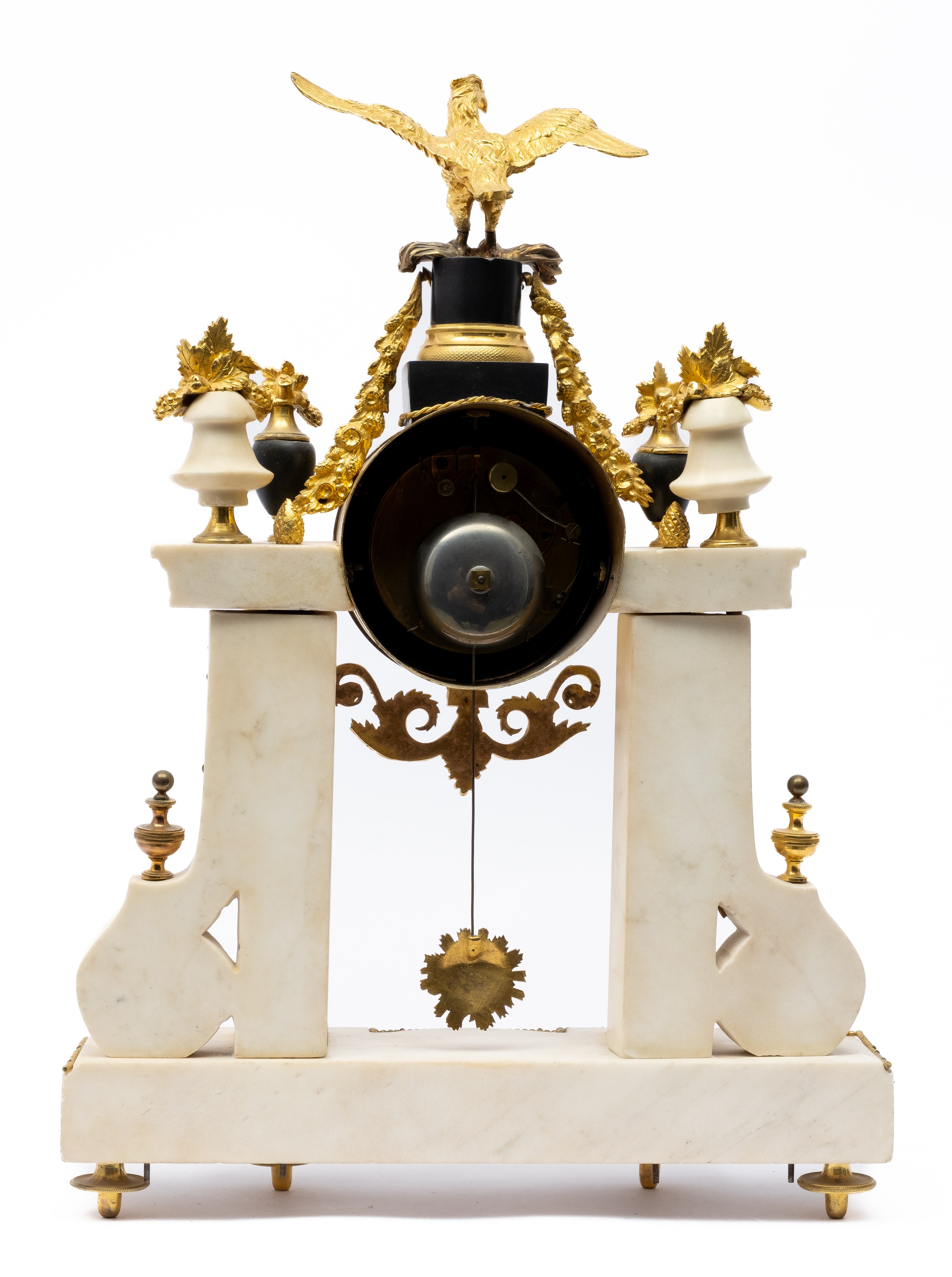 A Louis XVI ormolu and black and white marble mantel clock 'pendule portique' - Image 5 of 6