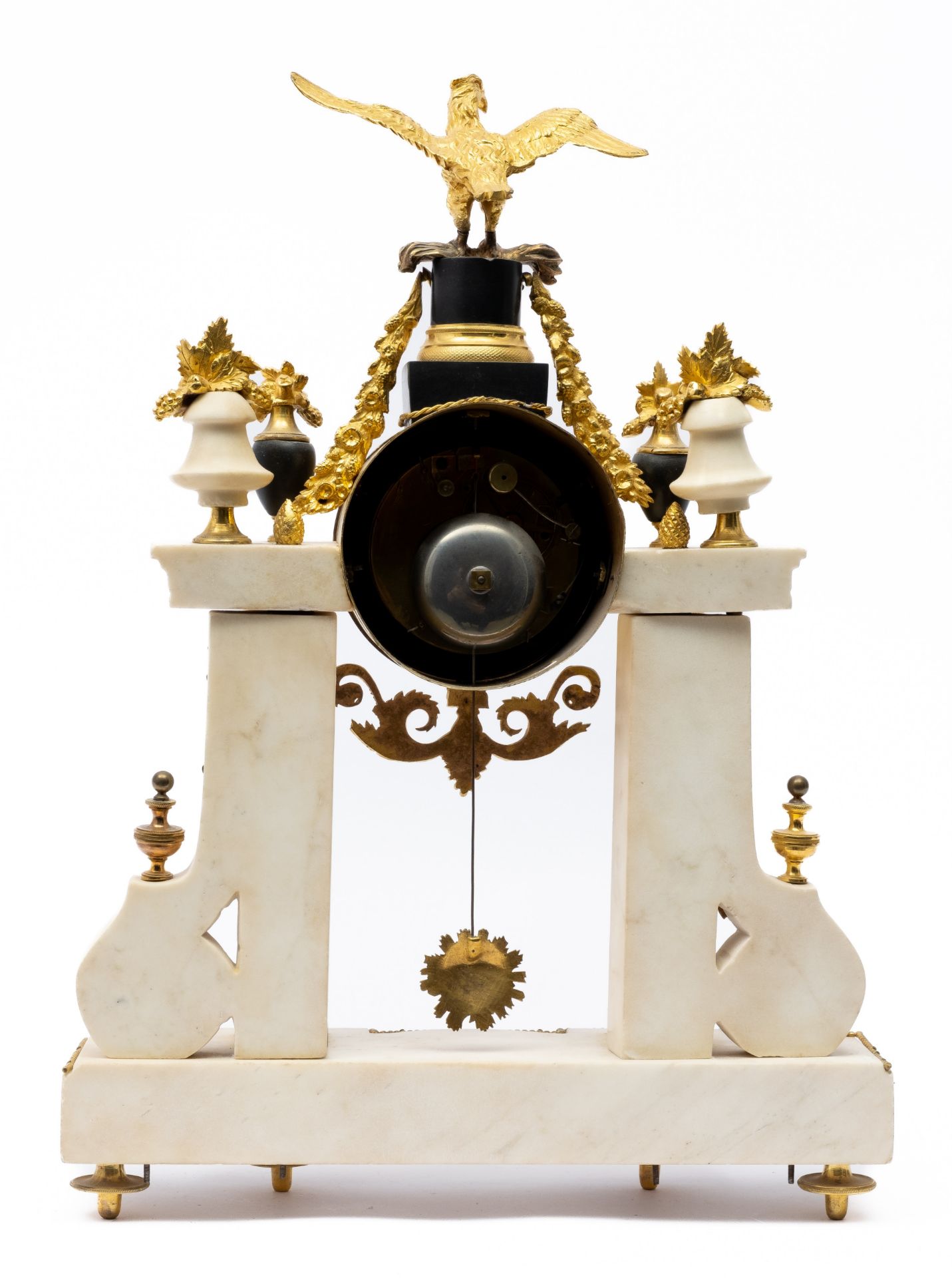 A Louis XVI ormolu and black and white marble mantel clock 'pendule portique' - Image 5 of 6