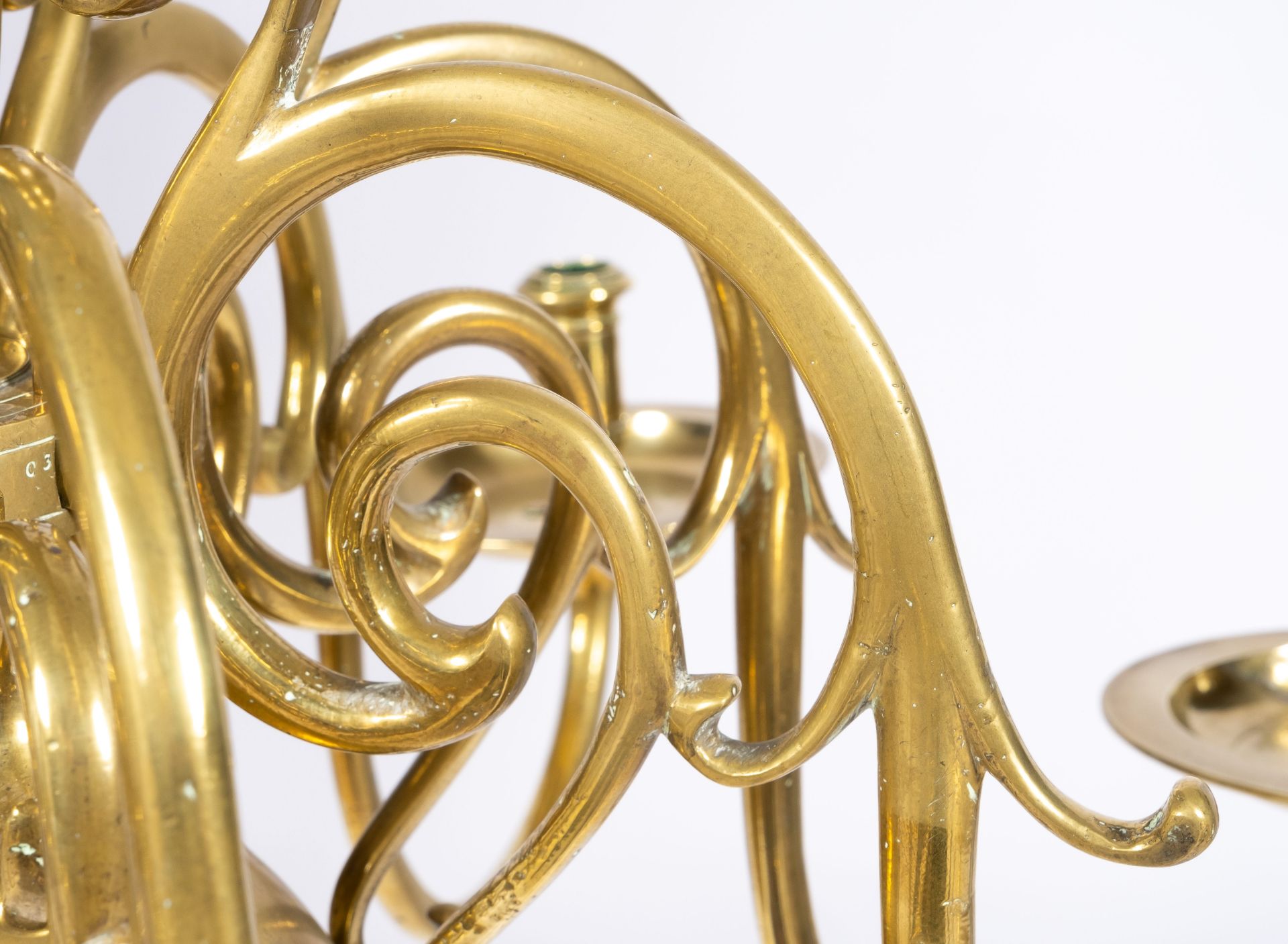 A Dutch brass eight-light chandelier - Bild 6 aus 7