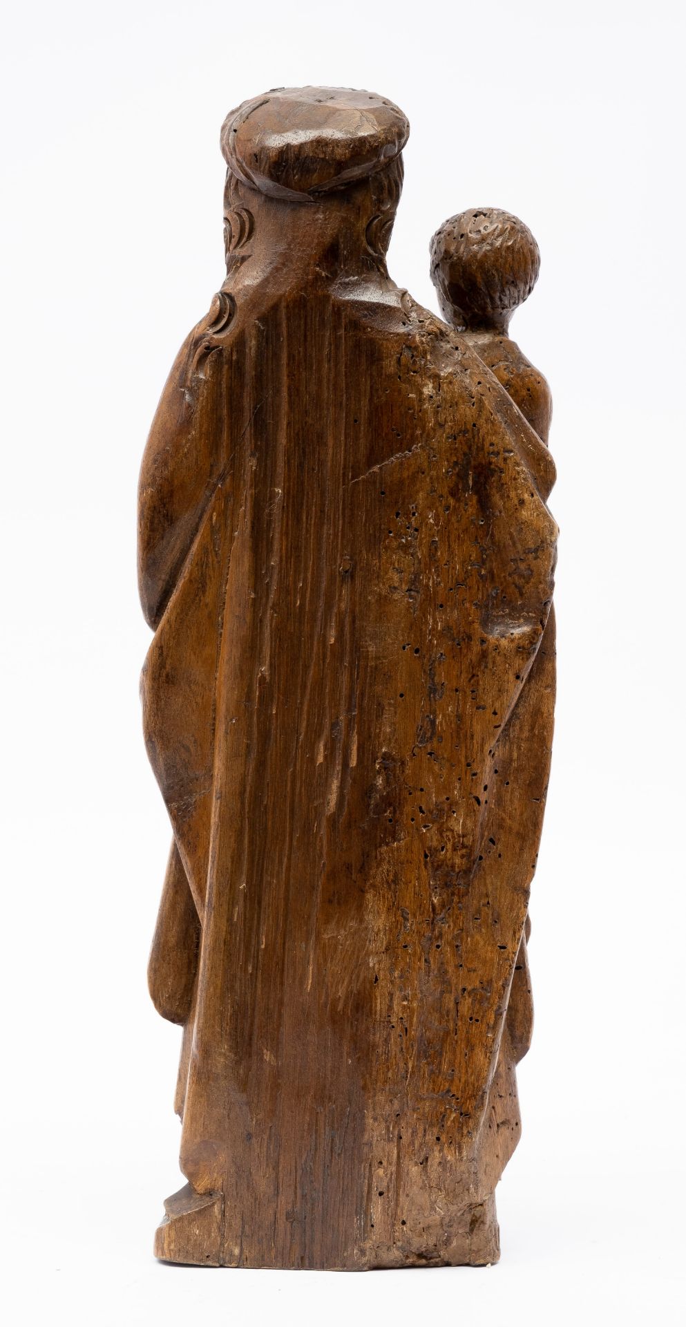 A Mechelen carved walnut group of the Virgin and Child - Image 4 of 5