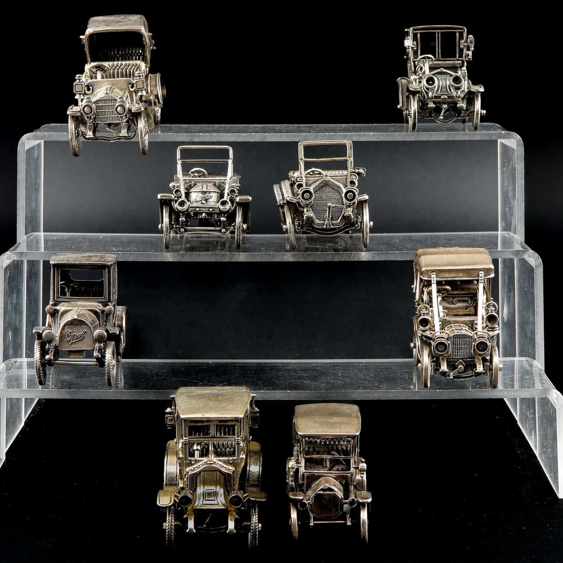 A Collection of 8 Miniature Cars - Bild 4 aus 8