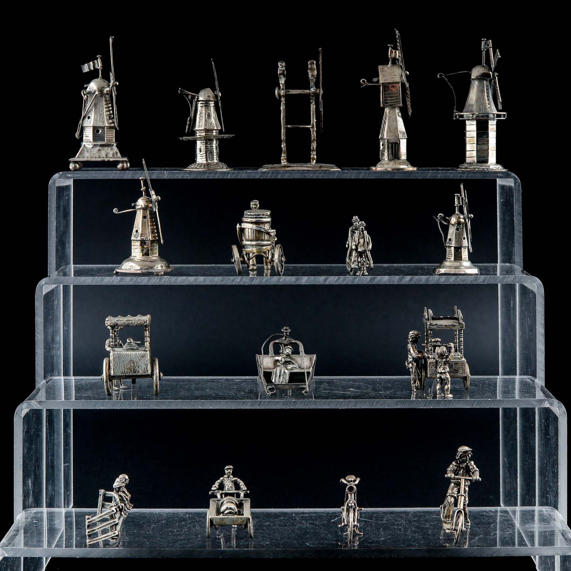 A Collection of 16 Silver Miniatures - Bild 4 aus 10