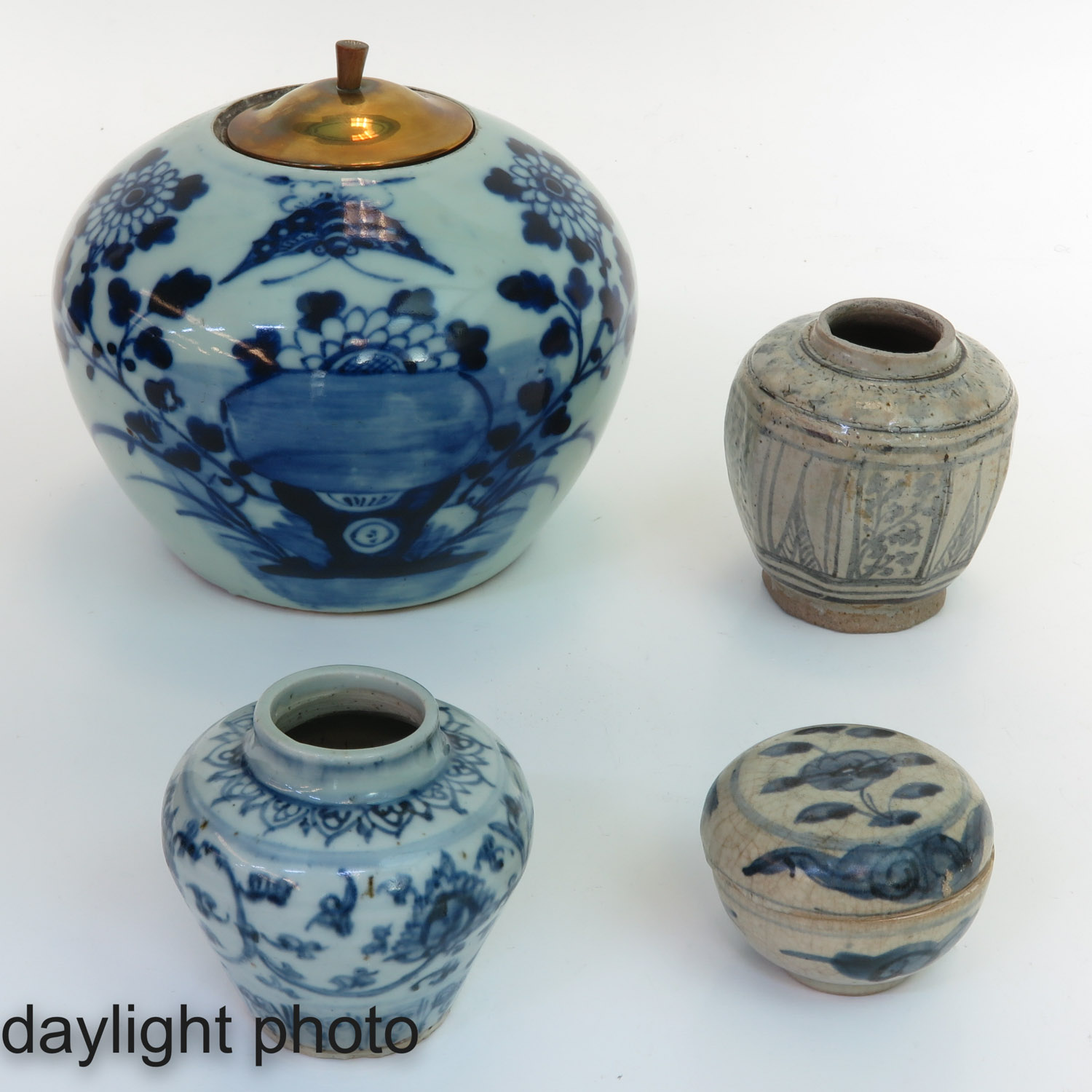 A Collection of Porcelain - Image 13 of 20