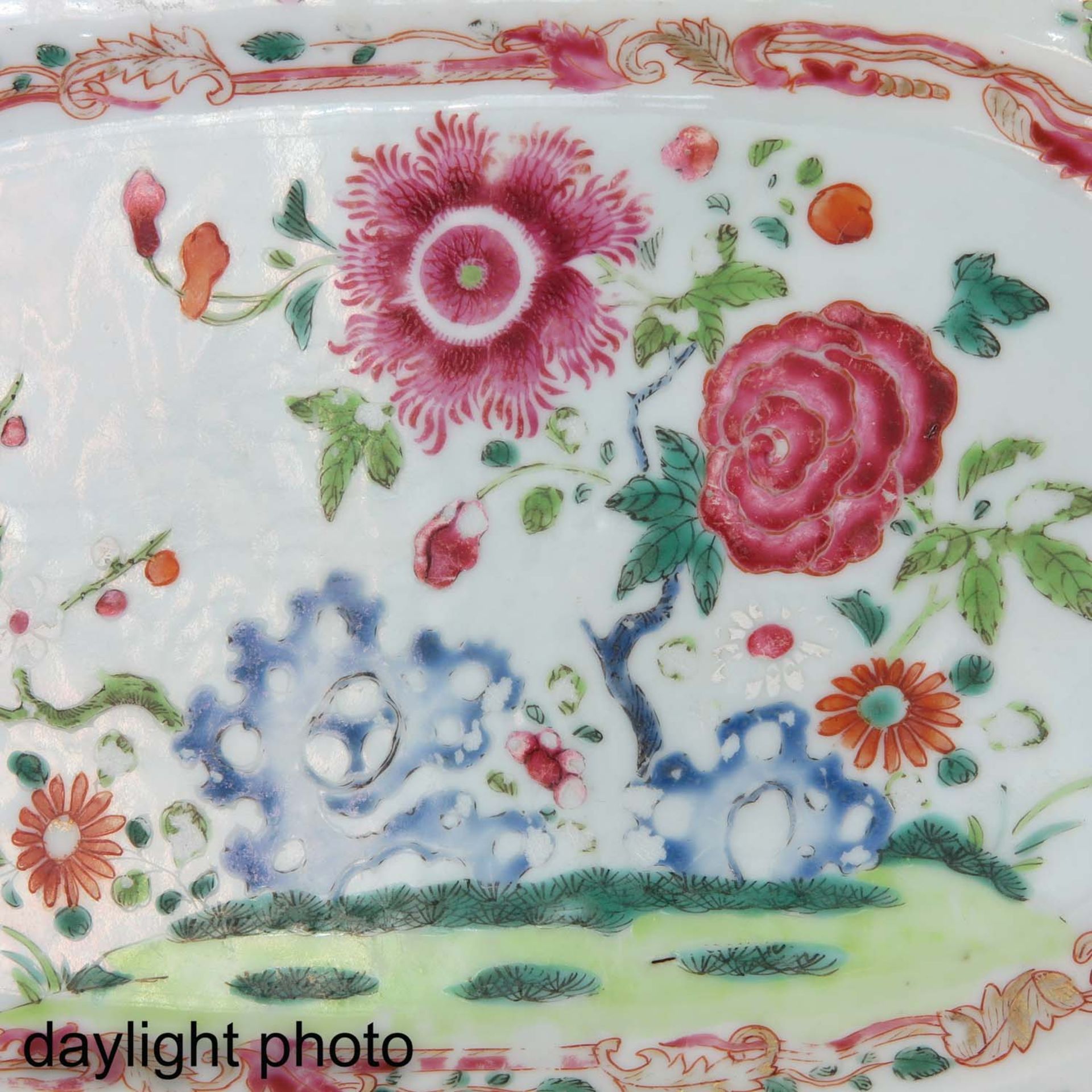 A Pair of Famille Rose Serving Trays - Image 9 of 9