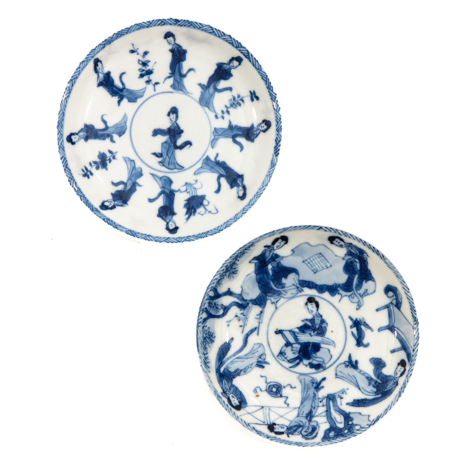 A Collection of 4 Small Blue and White Plates - Image 5 of 10