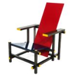 A Gerrit Rietveld Fauteuil