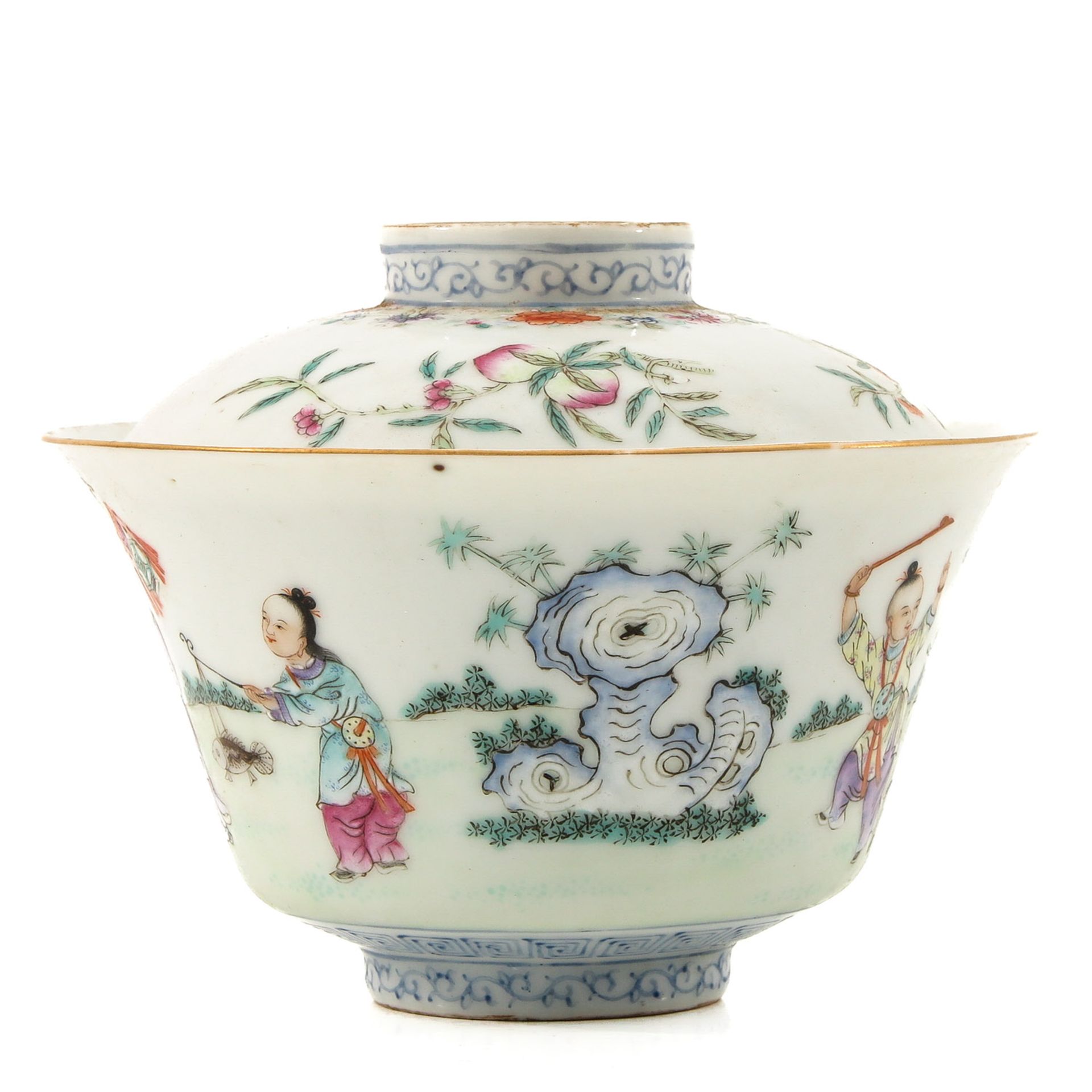 A Famille Rose Cup with Cover - Image 4 of 10