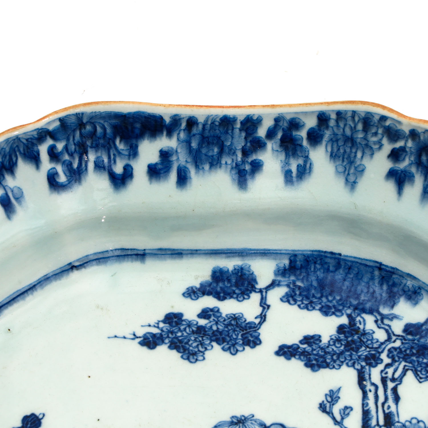 A Blue and White Serving Dish - Image 3 of 8