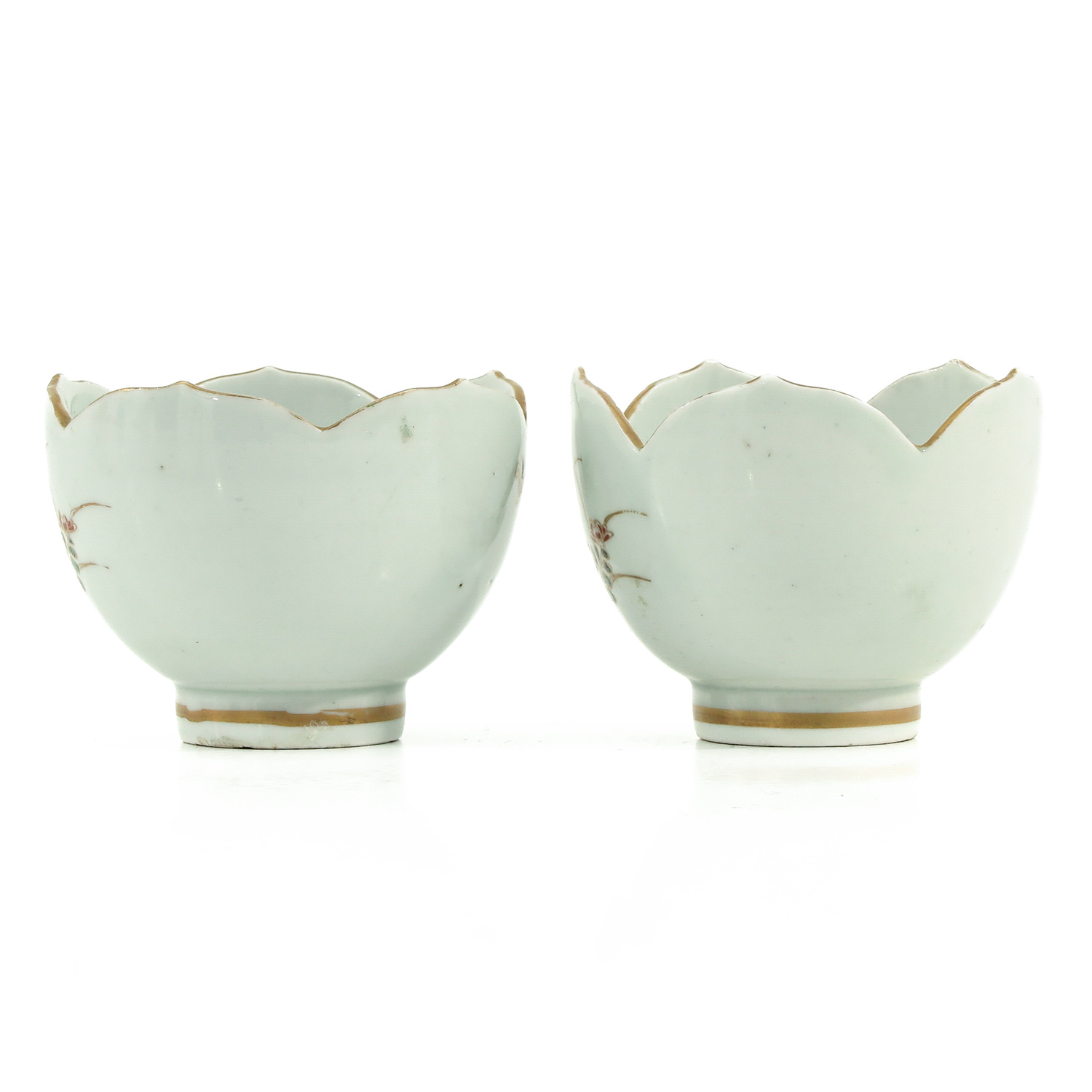 A Pair of Famille Rose Cups - Image 2 of 9