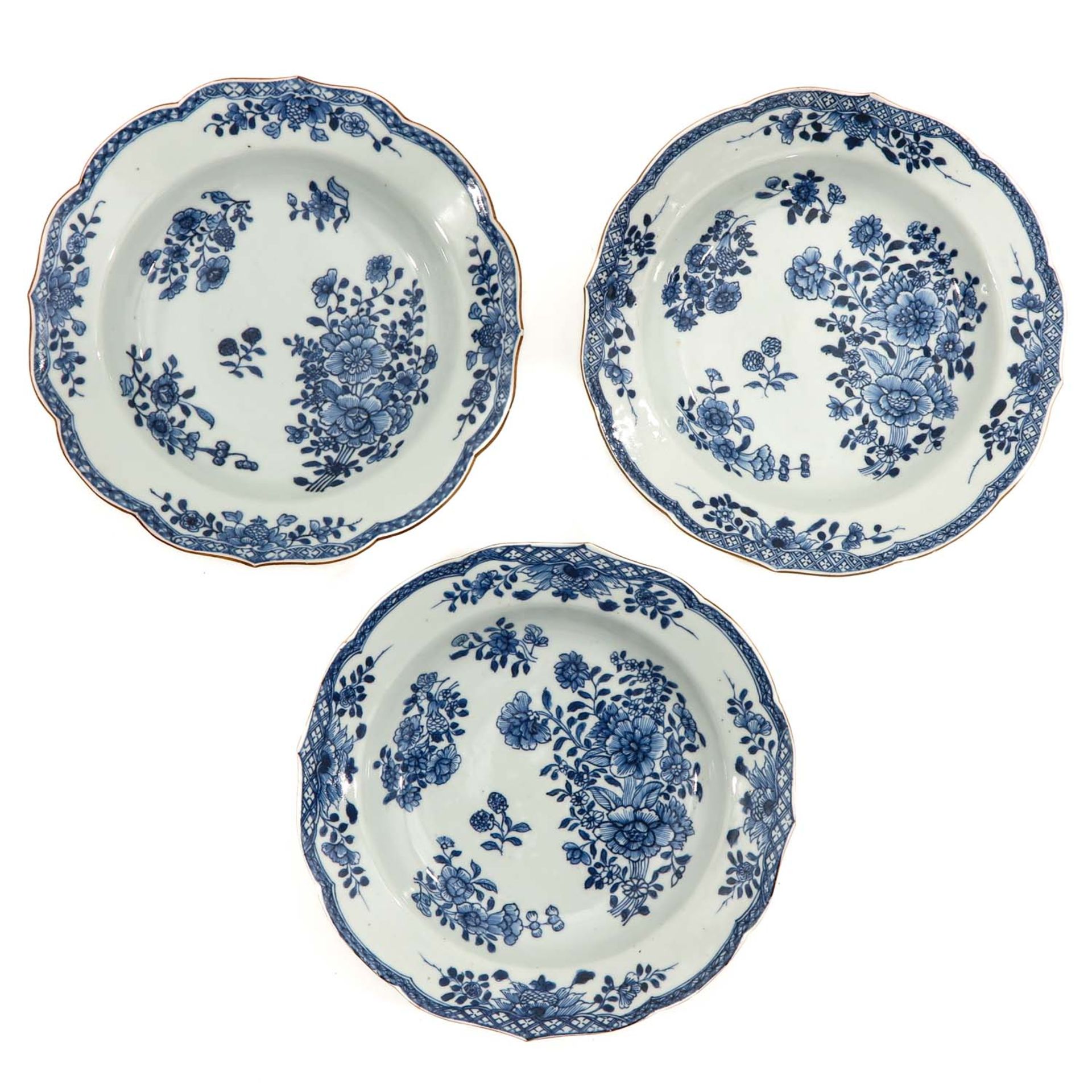 A Series of 9 Blue and White Plates - Bild 5 aus 10