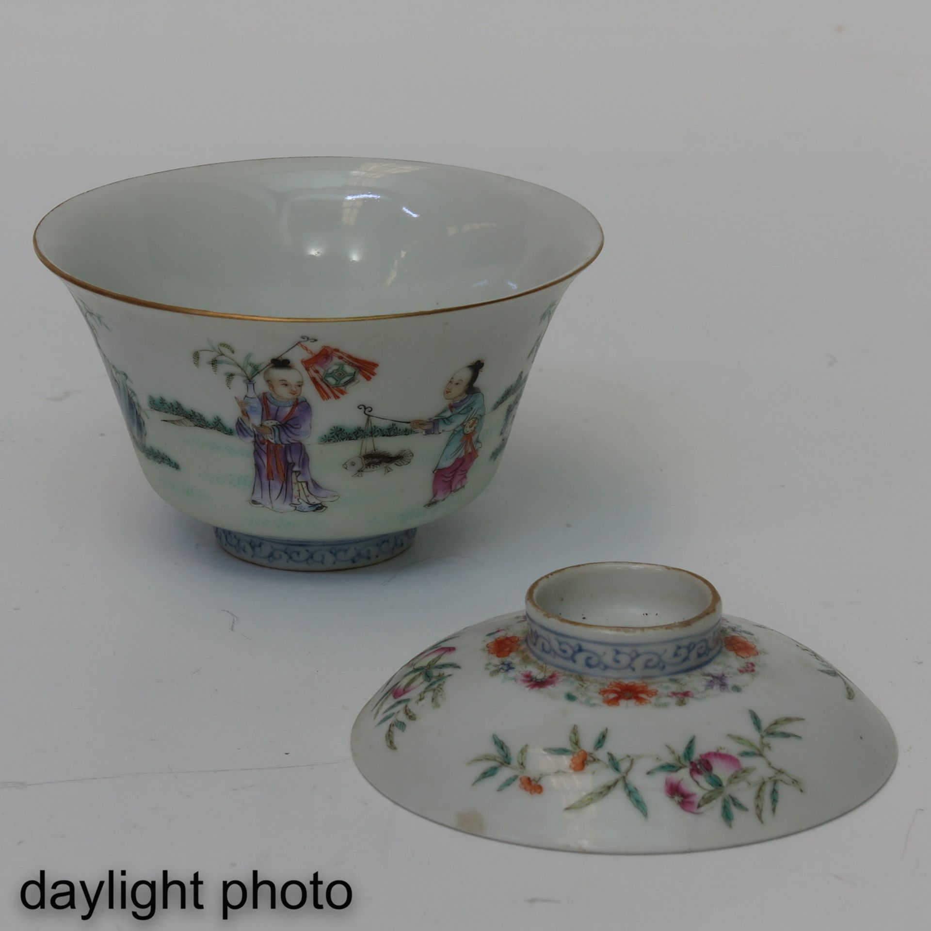 A Famille Rose Cup with Cover - Image 7 of 10