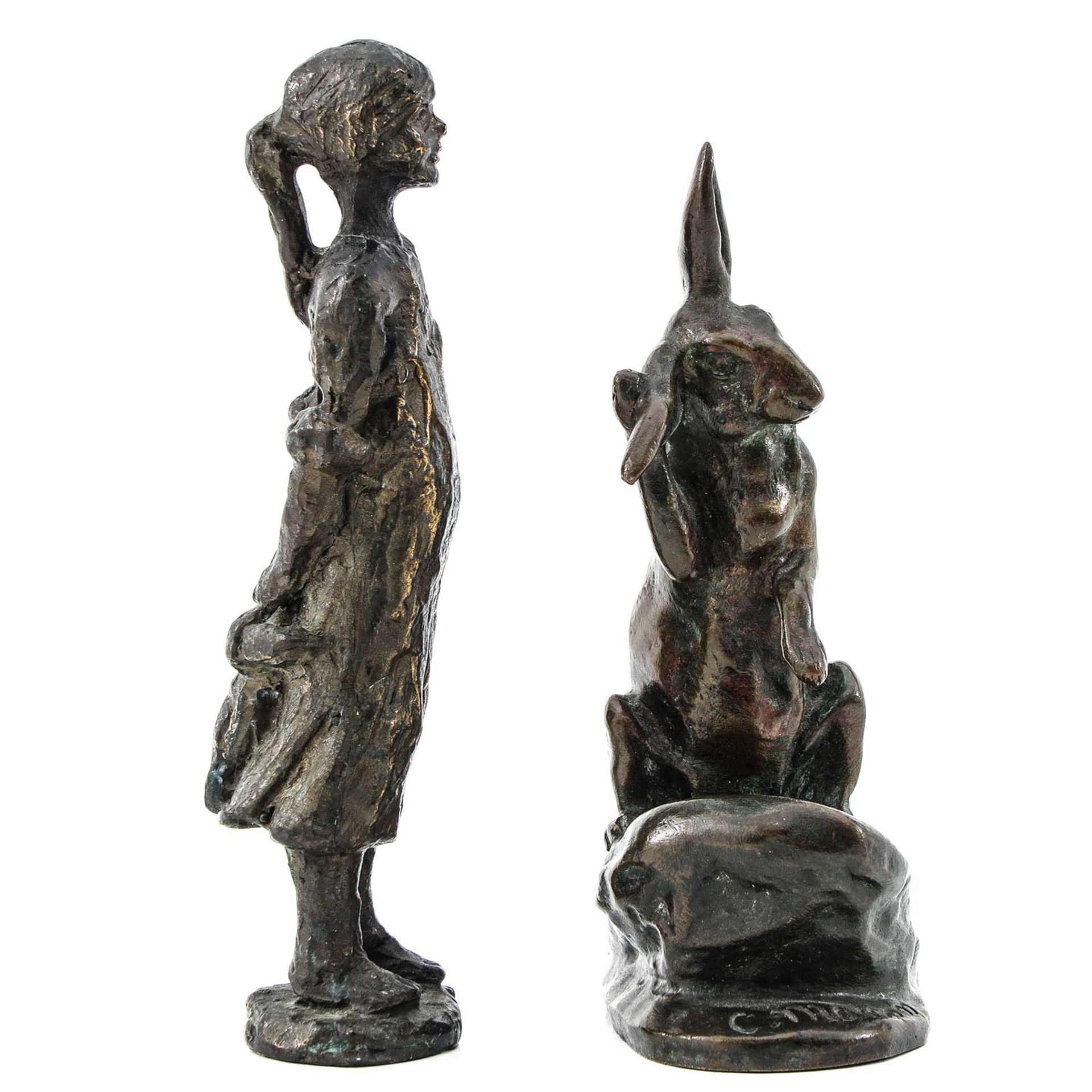 A Lot of 2 Bronze Sculptures - Image 4 of 9