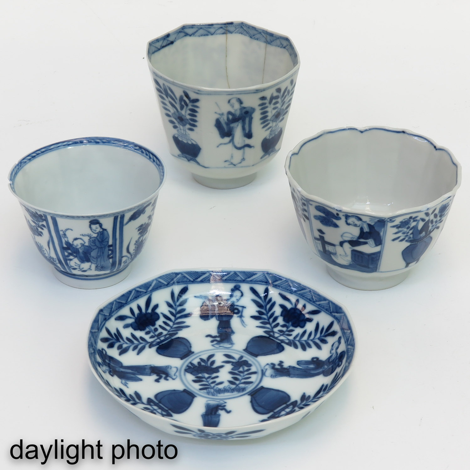 A Collection of Cups and Saucers - Image 10 of 11