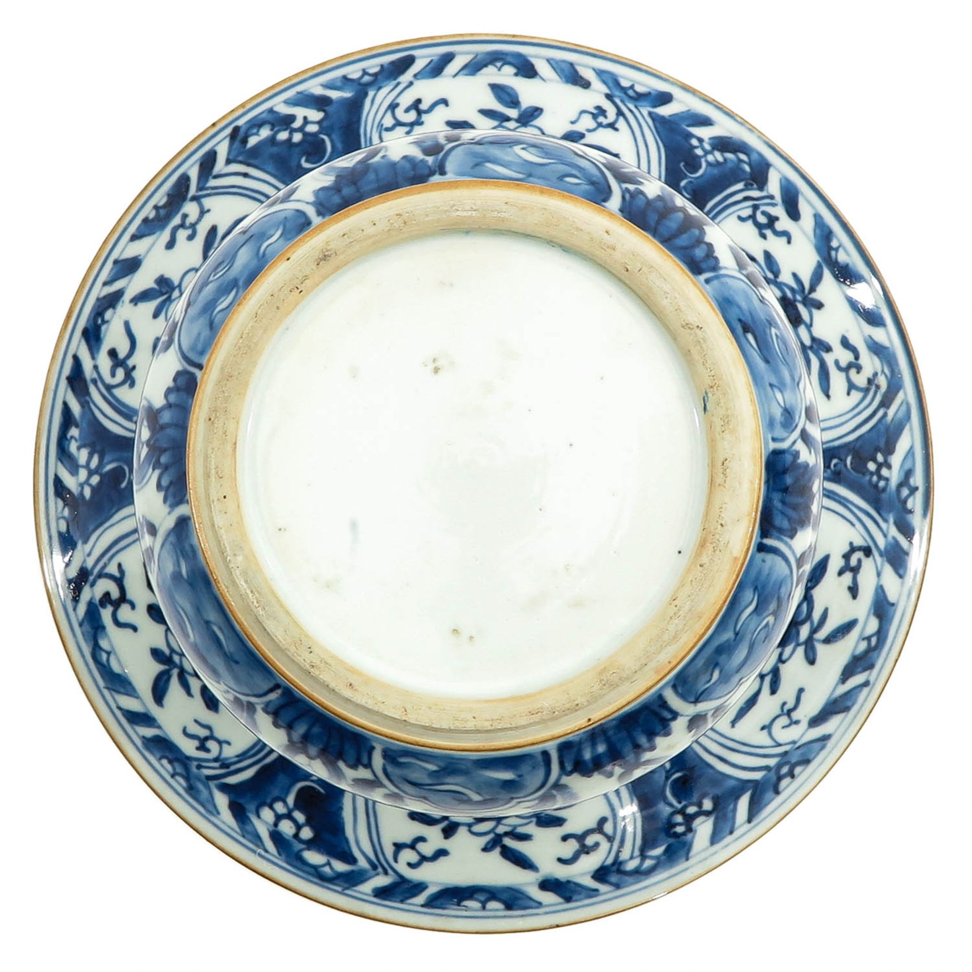 A Blue and White Spitoon - Bild 6 aus 9